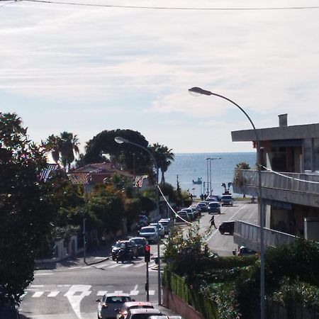 Grand 2 Pieces A 4Mns De La Plage Cagnes-sur-Mer Exterior foto